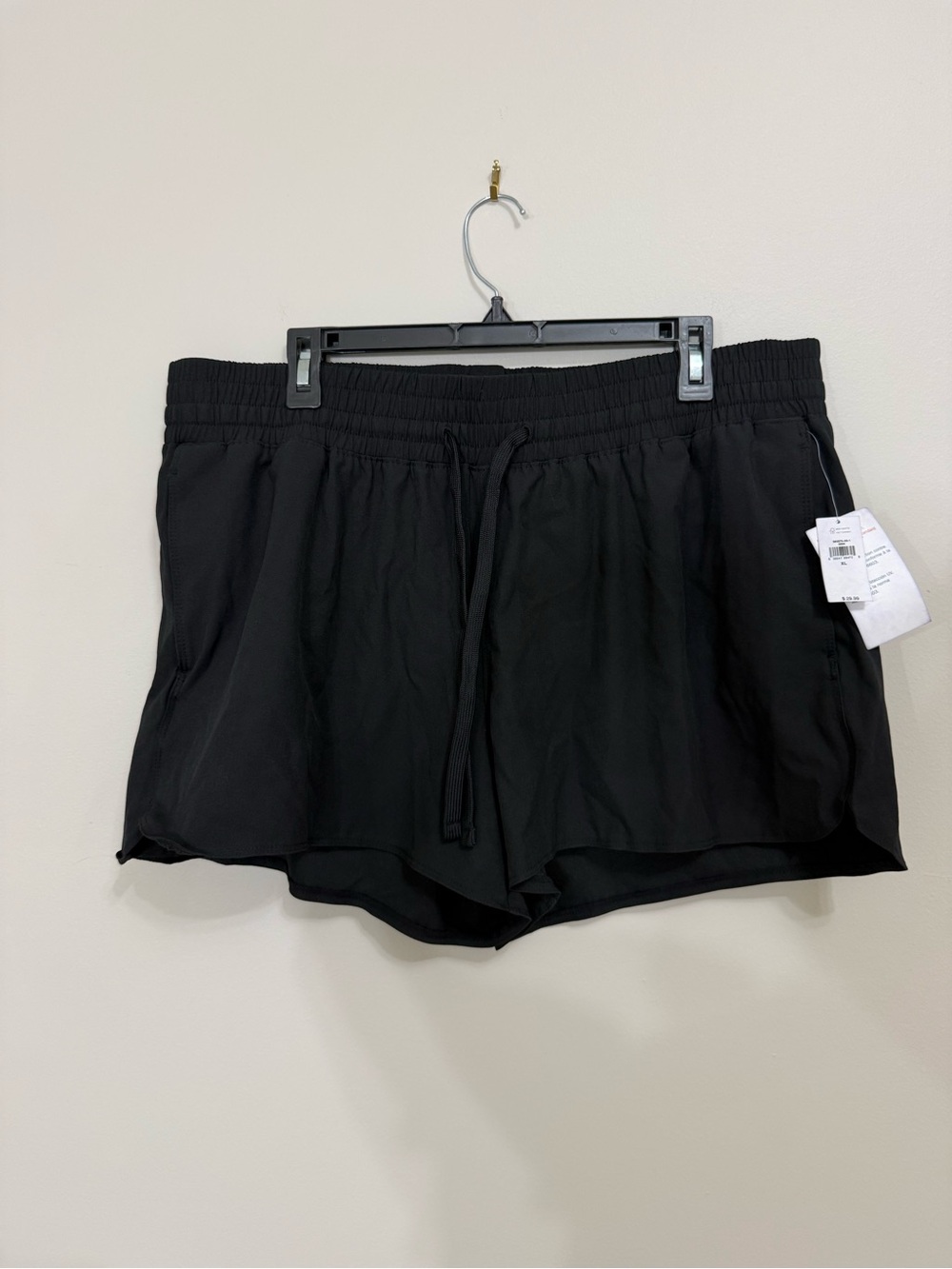 Old Navy Active Black Running Shorts Womens Size XL 3” inseam NWT